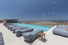 Sunset Hill Suites