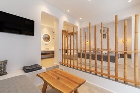 Sunset Hill Suites