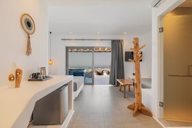 Sunset Hill Suites