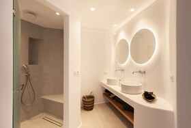 Sunset Hill Suites