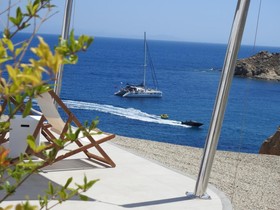 Super Paradise Suites