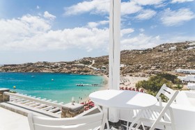 Super Paradise Suites