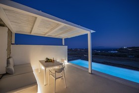 Ammonite Mykonos Private Suites