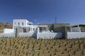 Ammonite Mykonos Private Suites