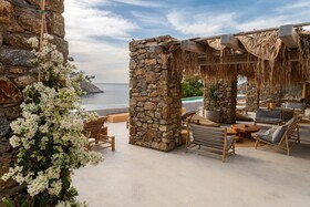The Wild Hotel by Interni