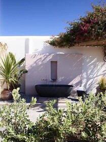 The Wild Hotel by Interni