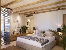 The Wild Hotel by Interni