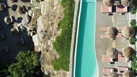 The Wild Hotel by Interni