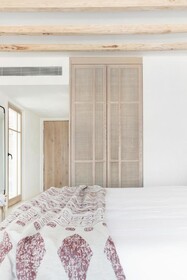 The Wild Hotel by Interni