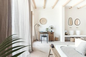 The Wild Hotel by Interni