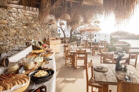 The Wild Hotel by Interni
