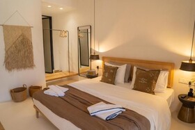 The Wild Hotel by Interni