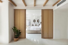The Wild Hotel by Interni