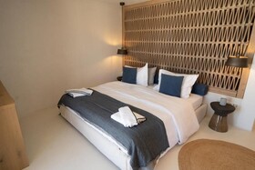 The Wild Hotel by Interni