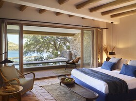 The Wild Hotel by Interni