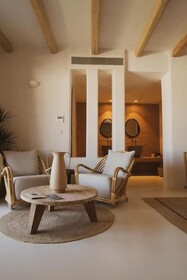 The Wild Hotel by Interni