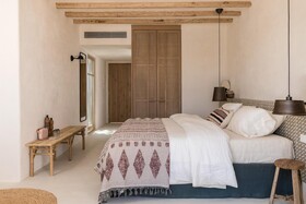 The Wild Hotel by Interni