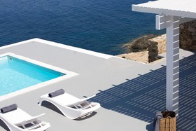 Villa Anemos