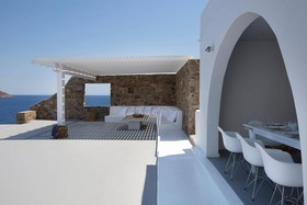 Villa Anemos
