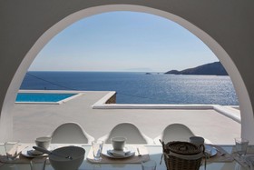 Villa Anemos
