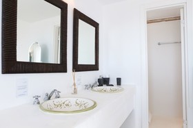 Villa Delilah
