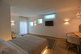 Villa Iakinthos - Mykonian Kazarte
