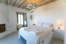 Villa Manolia - Mykonian Kazarte