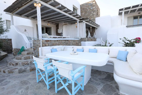 Villa Manolia - Mykonian Kazarte
