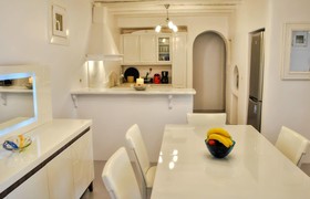 Villa Nirvana