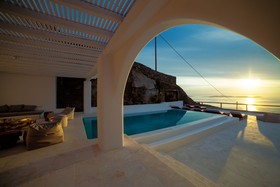 Villa Zeus