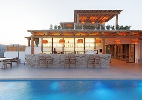 White Art Suites