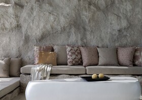 White Art Suites