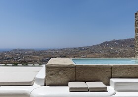 White Art Suites