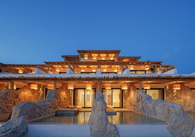 White Art Suites