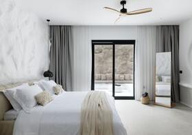 White Art Suites