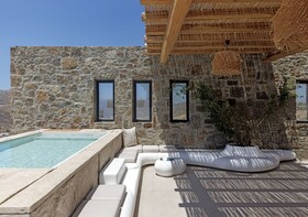 White Art Suites