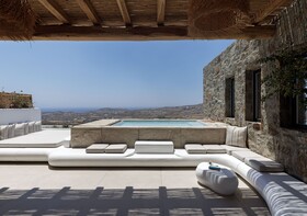 White Art Suites