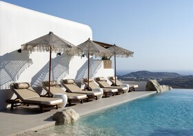 White Art Suites