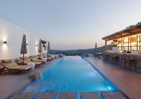 White Art Suites