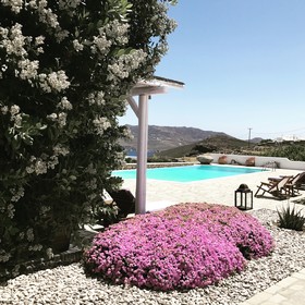 Yakinthos Residence