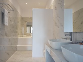 Arcs Boutique Villa Hotel