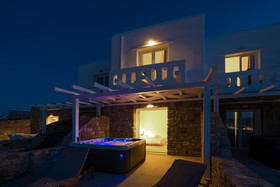 Cape Mykonos Residences