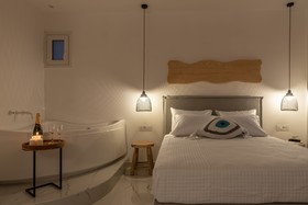Central Suites