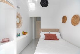 Central Suites