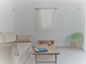 Charissi Hotel