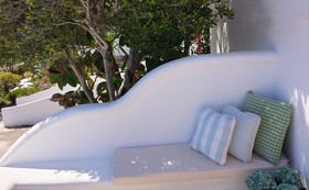 Charissi Hotel