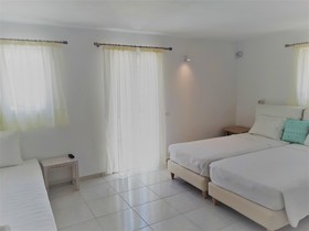 Charissi Hotel