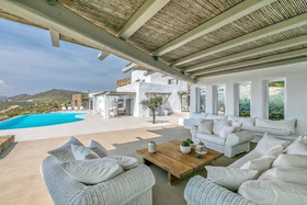 Crystal Villa