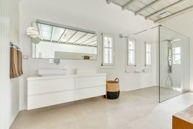 Crystal Villa