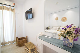 Dimele Rooms & Studios